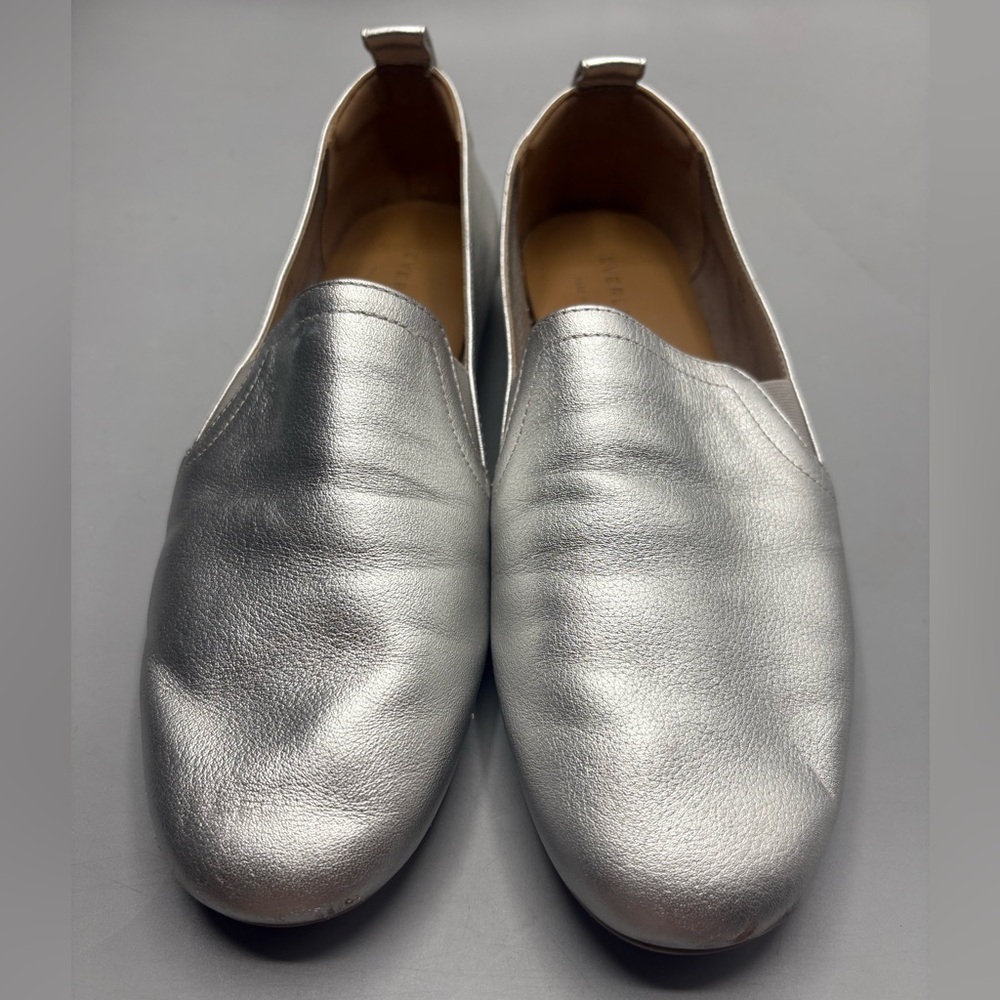 Everlane Italian Leather Slip-On Shoes in Silver - Size 8.5